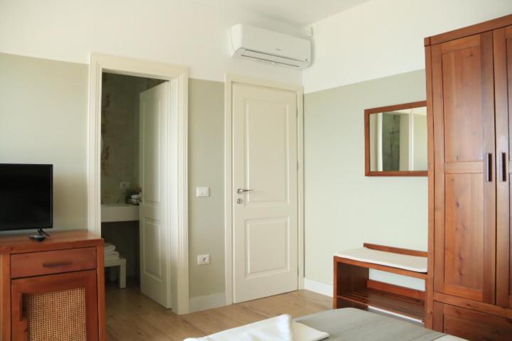 Vila 8 Hotel Himare Luaran gambar