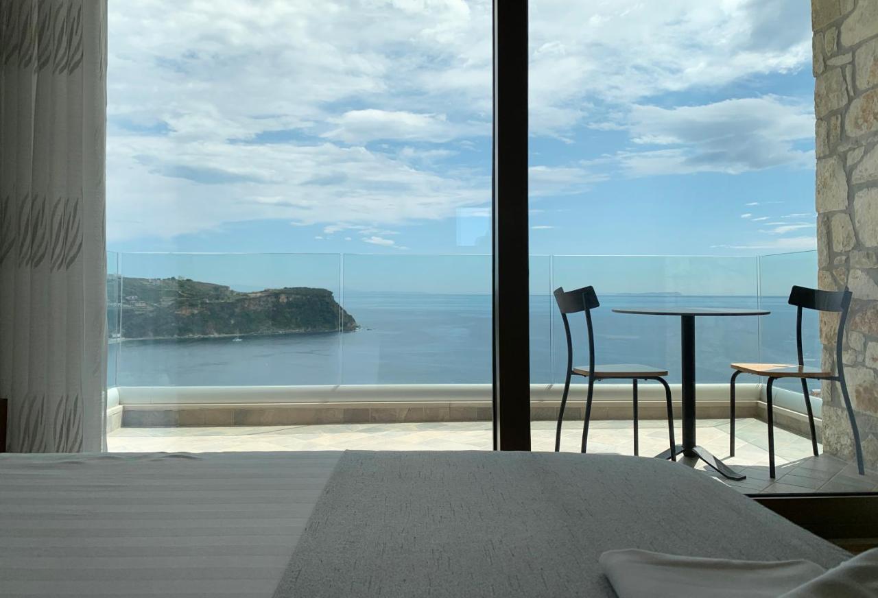 Vila 8 Hotel Himare Luaran gambar