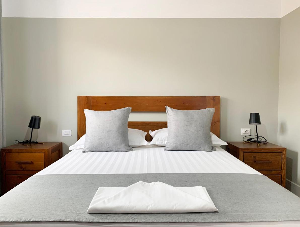Vila 8 Hotel Himare Luaran gambar