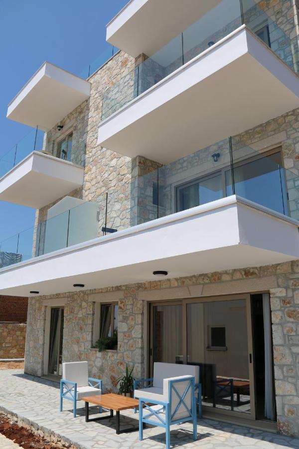 Vila 8 Hotel Himare Luaran gambar